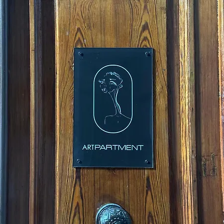 Artpartment 4* Nápoly