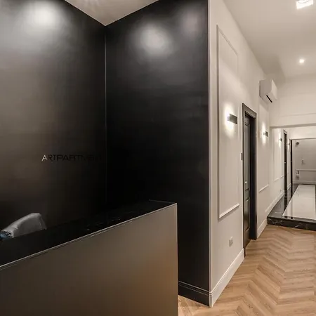 Artpartment 4* Nápoly