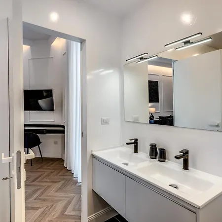 Artpartment 4* Nápoly
