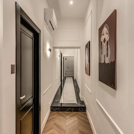 Konukevi Artpartment 4*